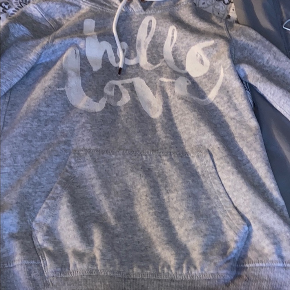 grey hoodie